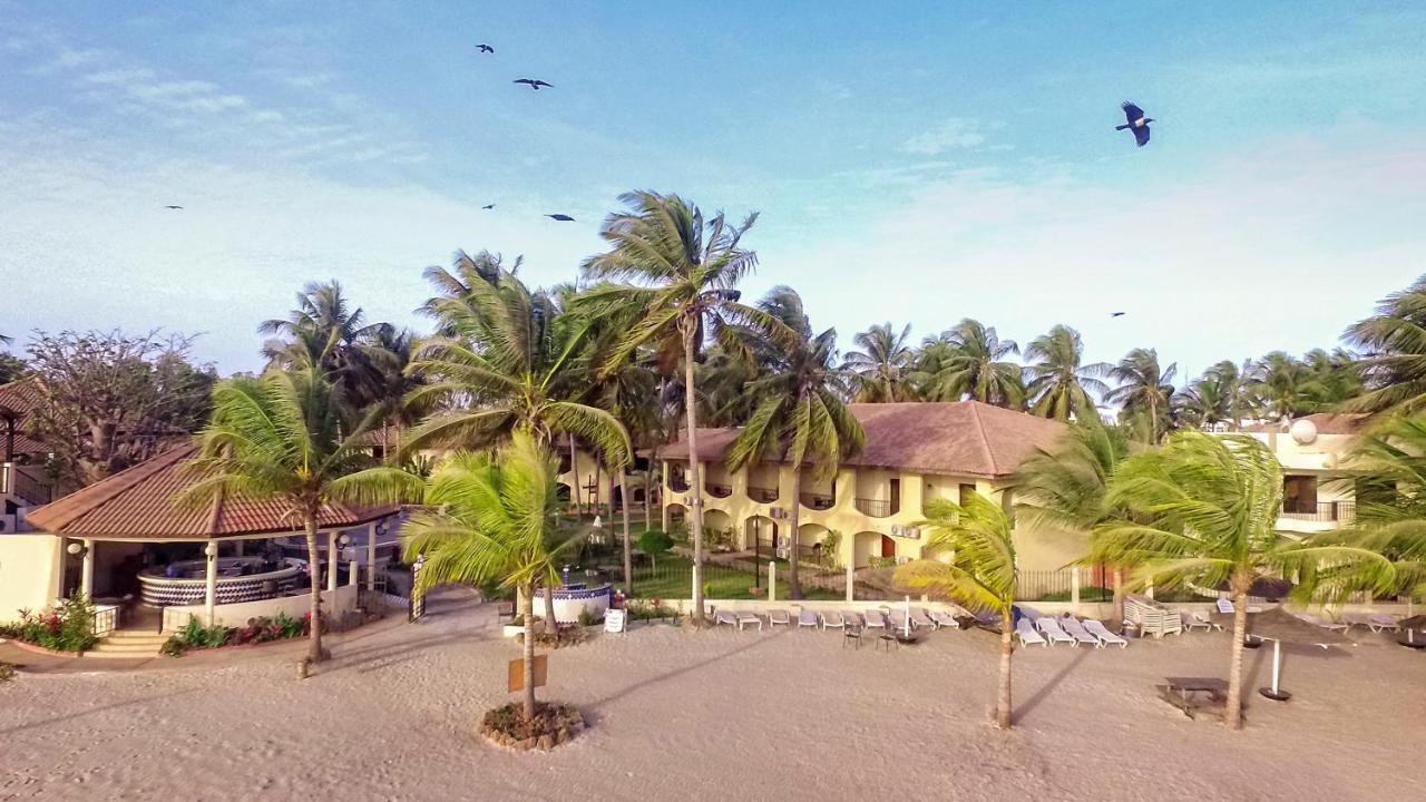 Ocean Bay Hotel & Resort Bakau Exterior foto