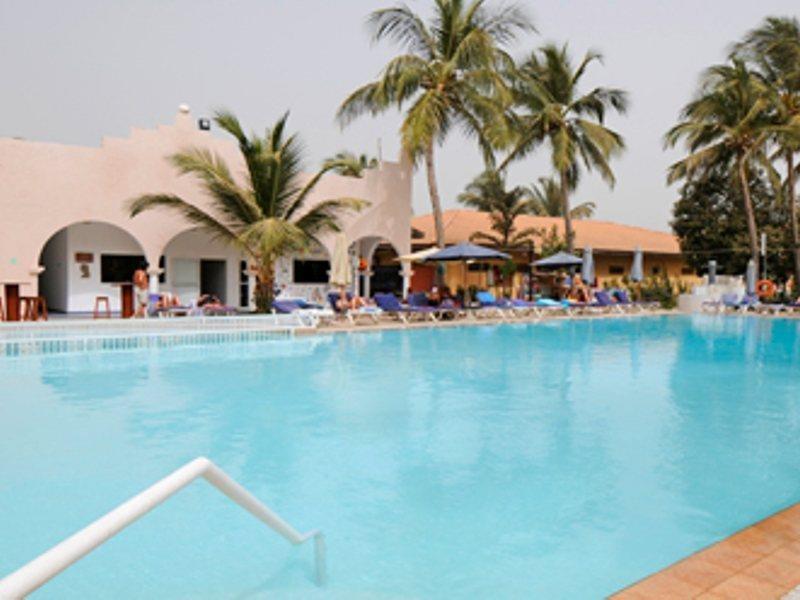 Ocean Bay Hotel & Resort Bakau Exterior foto